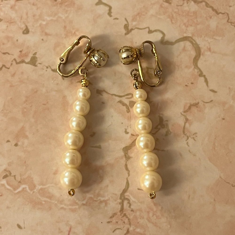 Elegant Cream Pearl Drop Earrings